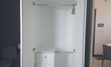 FOR RENT - 1 BEDROOM UNIT AT 8 NEWTOWN BOULEVARD