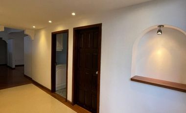 SE RENTA HERMOSO DUPLEX EN CUMBAYA