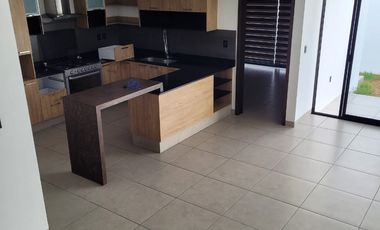 CASA EN RENTA EN PUNTA DEL ESTE, LEON GUANAJUATO