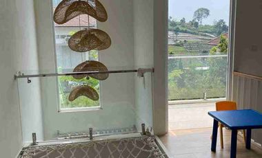 RUMAH IMPIAN RESOR DAGO PAKAR Dengan Kolam Renang Pribadi Di Bandung Utara