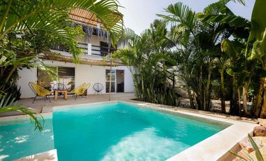 SE VENDE Casa de 2 niveles en Puerto Escondido – ¡Ideal para rentas en Airbnb