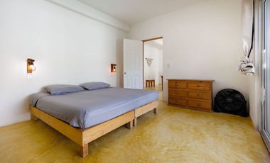 SE VENDE Casa de 2 niveles en Puerto Escondido – ¡Ideal para rentas en Airbnb