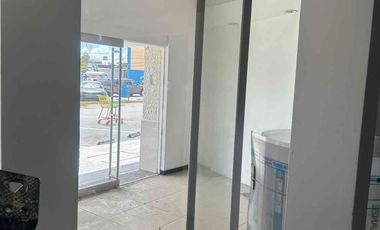 Local Comercial Renta en zona más comercial de Irapuato.