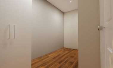 4-Bedroom House and Lot For Sale in Merville, Parañaque