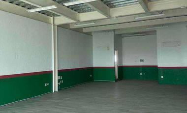 Local planta Alta amplio en plaza VIP en renta Irapuato
