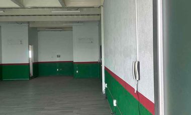 Local planta Alta amplio en plaza VIP en renta Irapuato
