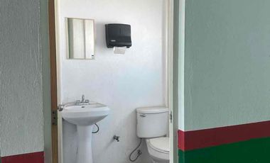 Local planta Alta amplio en plaza VIP en renta Irapuato
