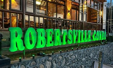50% OFF! 1BR Condo w/ Balcony for sale in Robertsville Condo Poblacion Tuba -MAA