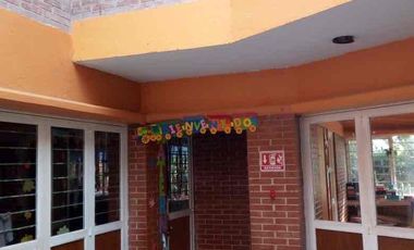 ATENCIÓN INVERSIONISTAS. SE VENDE ESCUELA en funciones con alta demanda en el poblado de Ocotepec, Morelos