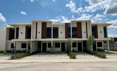 Modern design townhouses by SMDC in Mabalacat Pampanga