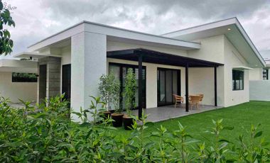 Two (2) Bedroom Bungalow House FOR RENT inside Clark Freeport Zone Pampanga.