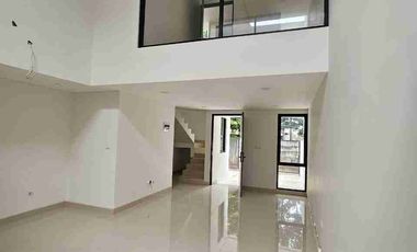 Disewakan rumah baru 3 lt, citra garden 2