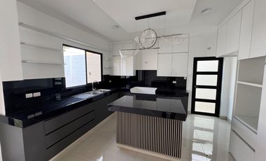En venta casa de 3 dormitorios en Isla celeste en Samborondón.