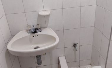 SE ARRIENDA LOCAL COMERCIAL UBICADO EN LA CALLE 17 # 25-29