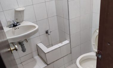 SE ARRIENDA LOCAL COMERCIAL UBICADO EN LA CALLE 17 # 25-29