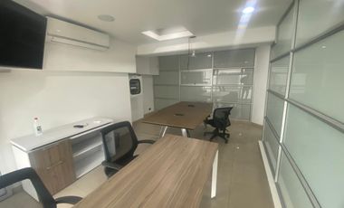 Venta de oficina AMOBLADA en Altos del Poblado, Poblado