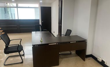 Venta de oficina AMOBLADA en Altos del Poblado, Poblado