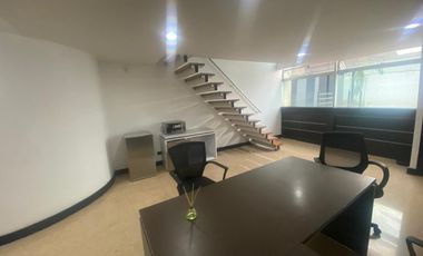 Venta de oficina AMOBLADA en Altos del Poblado, Poblado