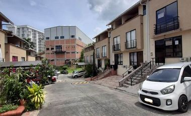 VENTA DE CASA CONDOMINIO BOSQUES DE SANTA MONICA