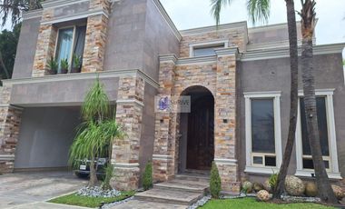 CASA EN RENTA EQUINOCCIO CARRETERA NACIONAL
