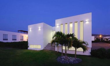 🏡 VENDO LINDA CASA DE PLAYA EL CORAL, Km 94.3 de la Panamericana Sur, CONDOMINIO EL CORAL, a 3 minutos del Boulevard de Asia, 7 DORM