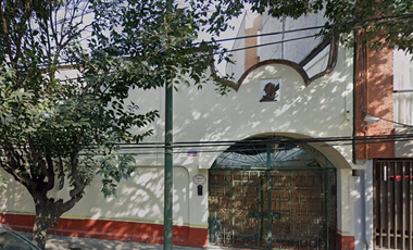 Casa en venta. Calle Odesa, Portales Norte, Benito Juárez, CDMX.