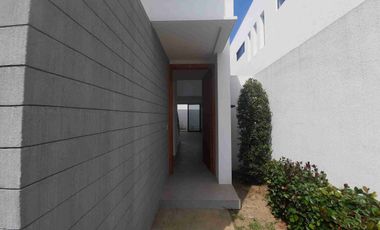 Casa 🏡 195.04m², La Costa, Via a Samborondón.