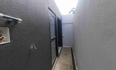 Casa 🏡 195.04m², La Costa, Via a Samborondón.