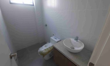 Casa 🏡 195.04m², La Costa, Via a Samborondón.