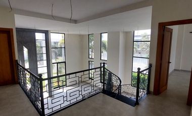 Isla Mocoli, Renta de hermosa casa 4 dormitorios con piscina y vista a lago