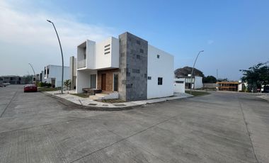 CASA EN VENTA EN LOMAS DEL DORADO BOCA DEL RÍO | ARLETTE FLORES