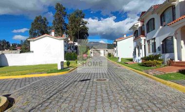 Vendo moderna casa esquinera acogedora por estrenar