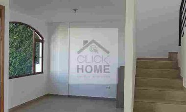 Vendo moderna casa esquinera acogedora por estrenar