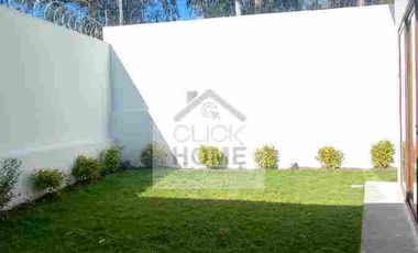 Vendo moderna casa esquinera acogedora por estrenar