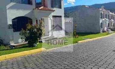 Vendo moderna casa esquinera acogedora por estrenar