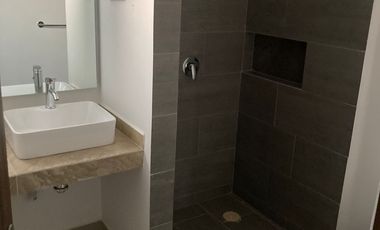 HABITACION EN PLANTA BAJA BOSQUES DE SANTA RITA