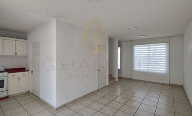CASA EN RENTA EN FRACCIONAMIENTO BENEVENTO RESIDENCIAL