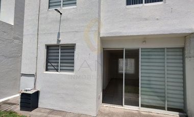 CASA EN RENTA EN FRACCIONAMIENTO BENEVENTO RESIDENCIAL