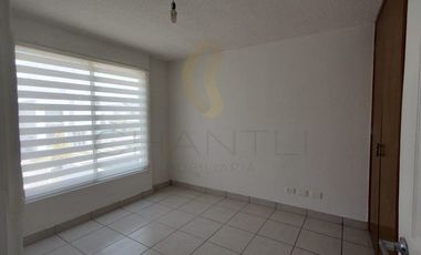 CASA EN RENTA EN FRACCIONAMIENTO BENEVENTO RESIDENCIAL