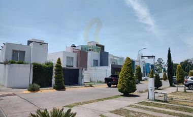 CASA EN RENTA EN FRACCIONAMIENTO BENEVENTO RESIDENCIAL