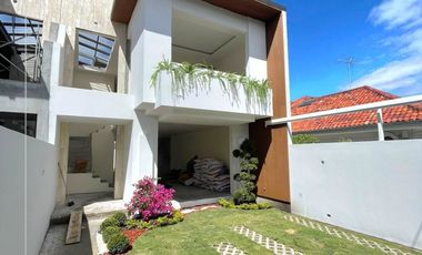 VENDO CASA POR ESTRENAR EN CUENCA SECTOR MACHÁNGARA EN PROYECTO ENTREGA EN 3 MESES LA PRIMERA CASA.