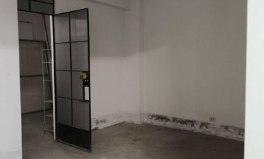 Alquiler de amplio Local Comercial en Avenida en San Martin de Porres