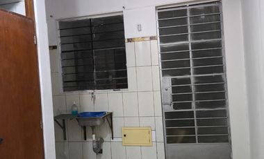 Alquiler de amplio Local Comercial en Avenida en San Martin de Porres