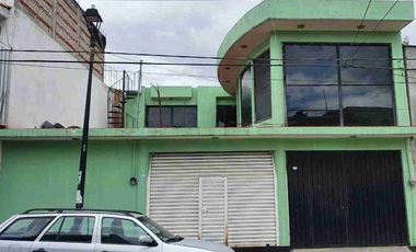 CASA BUGAMBILIA ANARANJADA  STA Rosa panza cola Oaxaca