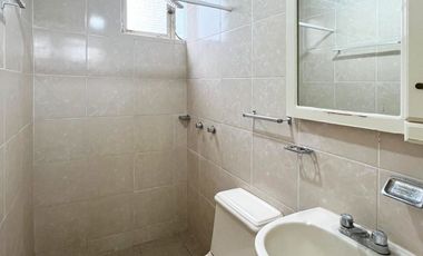 DEPARTAMENTO REMODELADO EN VENTA – EXCELENTE UBICACIÓN  ✅ A unos pasos del libramiento, muy cerca de la salida a Charo y del mercado de abastos.
