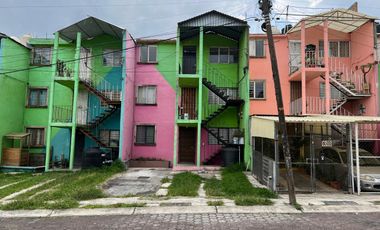 DEPARTAMENTO REMODELADO EN VENTA – EXCELENTE UBICACIÓN  ✅ A unos pasos del libramiento, muy cerca de la salida a Charo y del mercado de abastos.