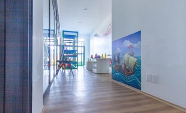 Departamento con espectacular vista a la montaña y terraza en Amare Residencial