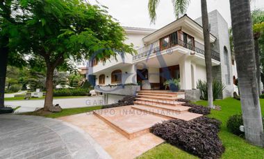 Casa en Venta en Valle Real