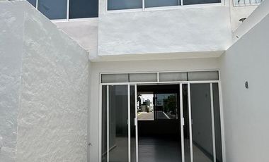 Casa en Renta en La Moraleja, Coto Pamplona, Zapopan