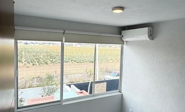 Casa en Renta en La Moraleja, Coto Pamplona, Zapopan